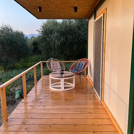 Lucky Turtle House Κάμπινγκ *